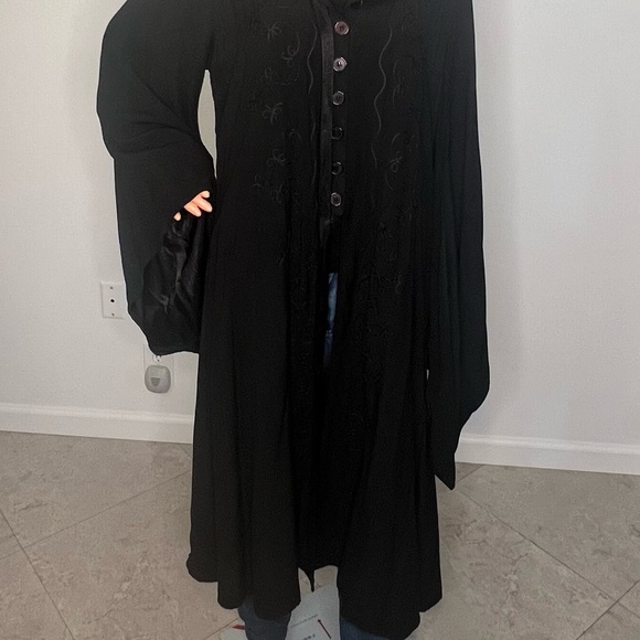 🌟 Enchanted Midnight Cloak | Celtic Hooded Cloak | Renaissance Magic ✨ - Picture 15 of 16